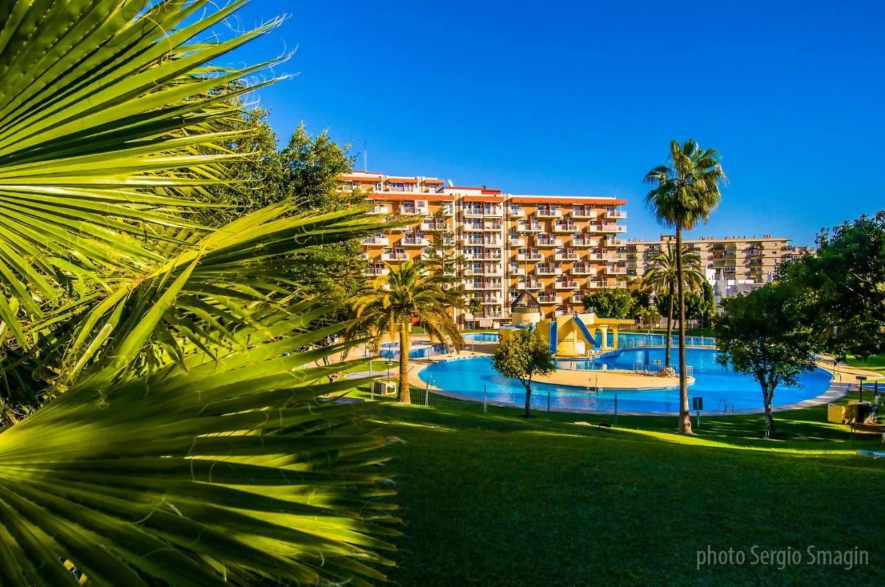 36 Júpiter Apartamento - Vista al jardín y la piscina - Excelente wifi Benalmádena